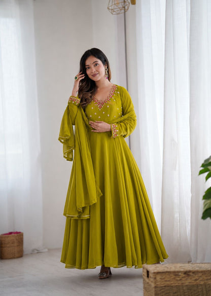 Royal Twirl Gown – Handwork Neck Designer Set