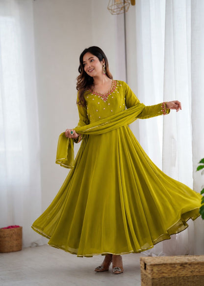 Royal Twirl Gown – Handwork Neck Designer Set