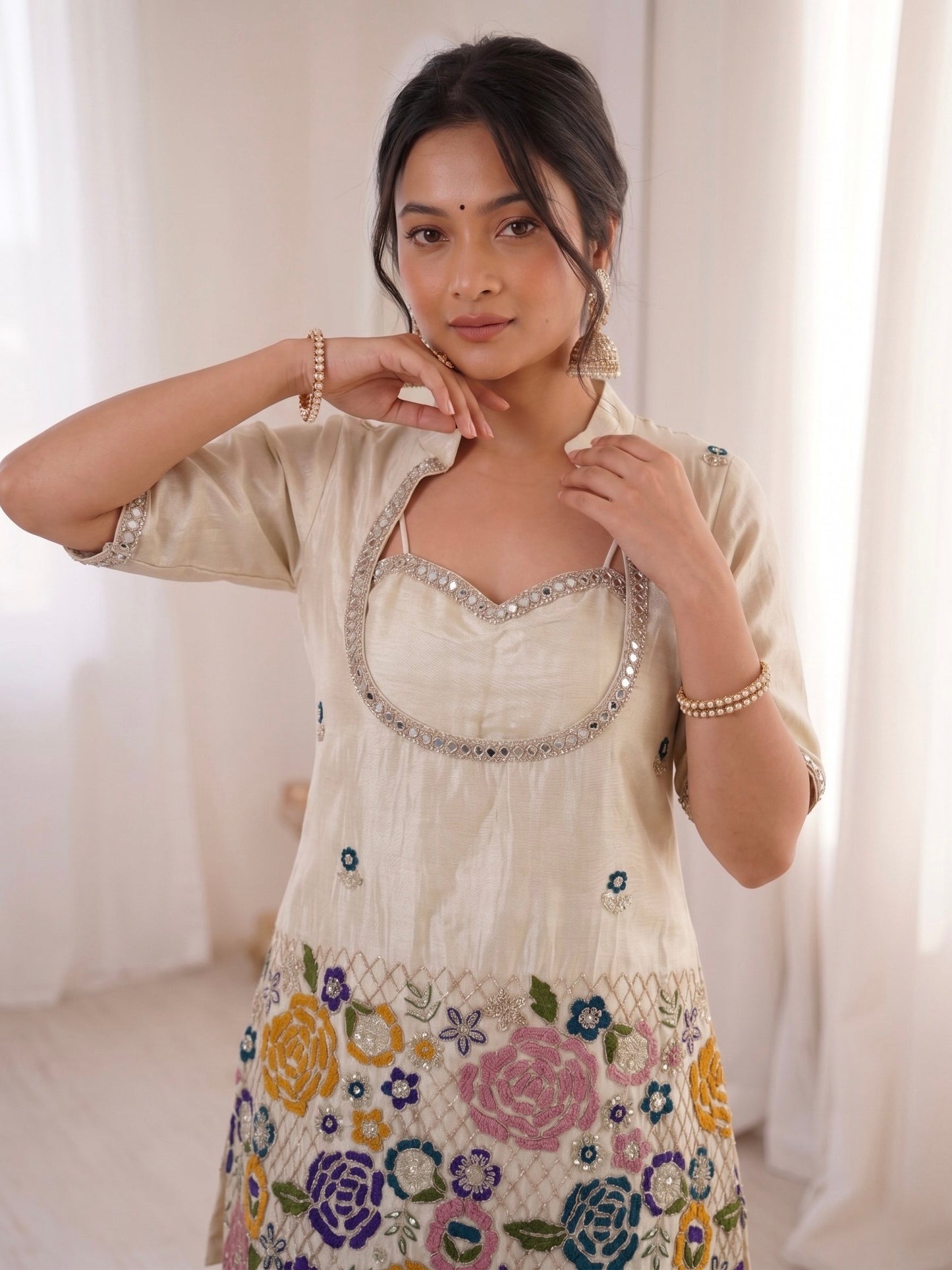 Ivory Shimmer Co-Ord Set – Mirror Embroidered Elegance