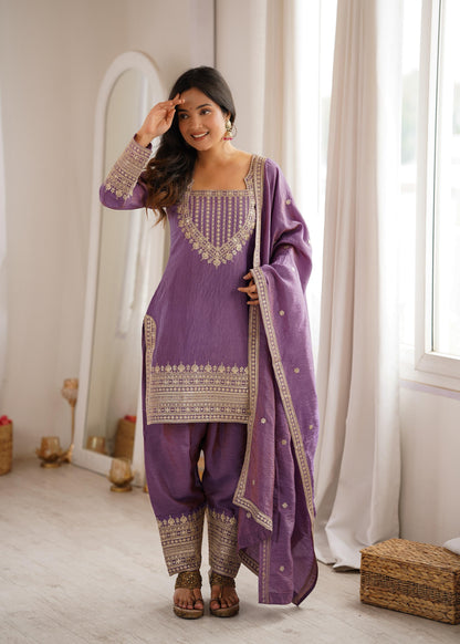 Royal Yoke Farshi Suit – Dori & Sequence Work Collection