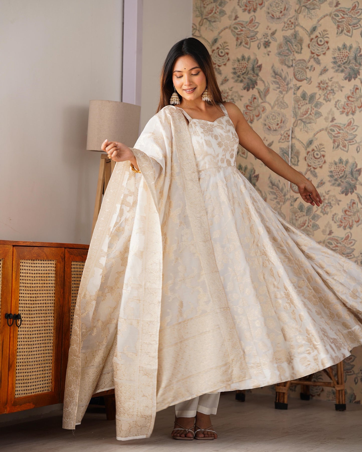 Banarasi Jacquard Dola Silk Anarkali Suit Set