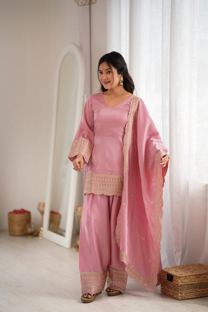 Royal Glass Roman Silk Farshi Set – Embroidered Elegance