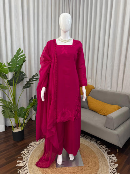 Soft Elegance Suit Set – Roman Fabric Designer Wear