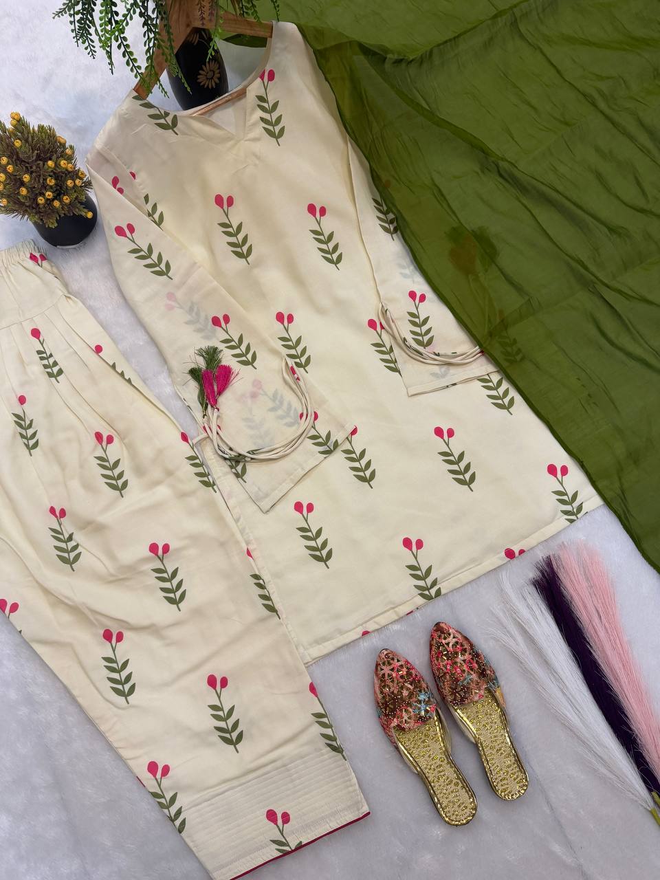 Cotton Comfort Farshi Set – Pure Cambric Elegance