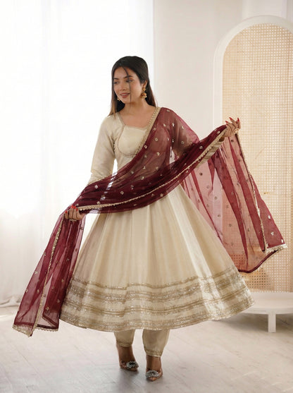 Elegant Heavy Lace Work Designer Anarkali Set
