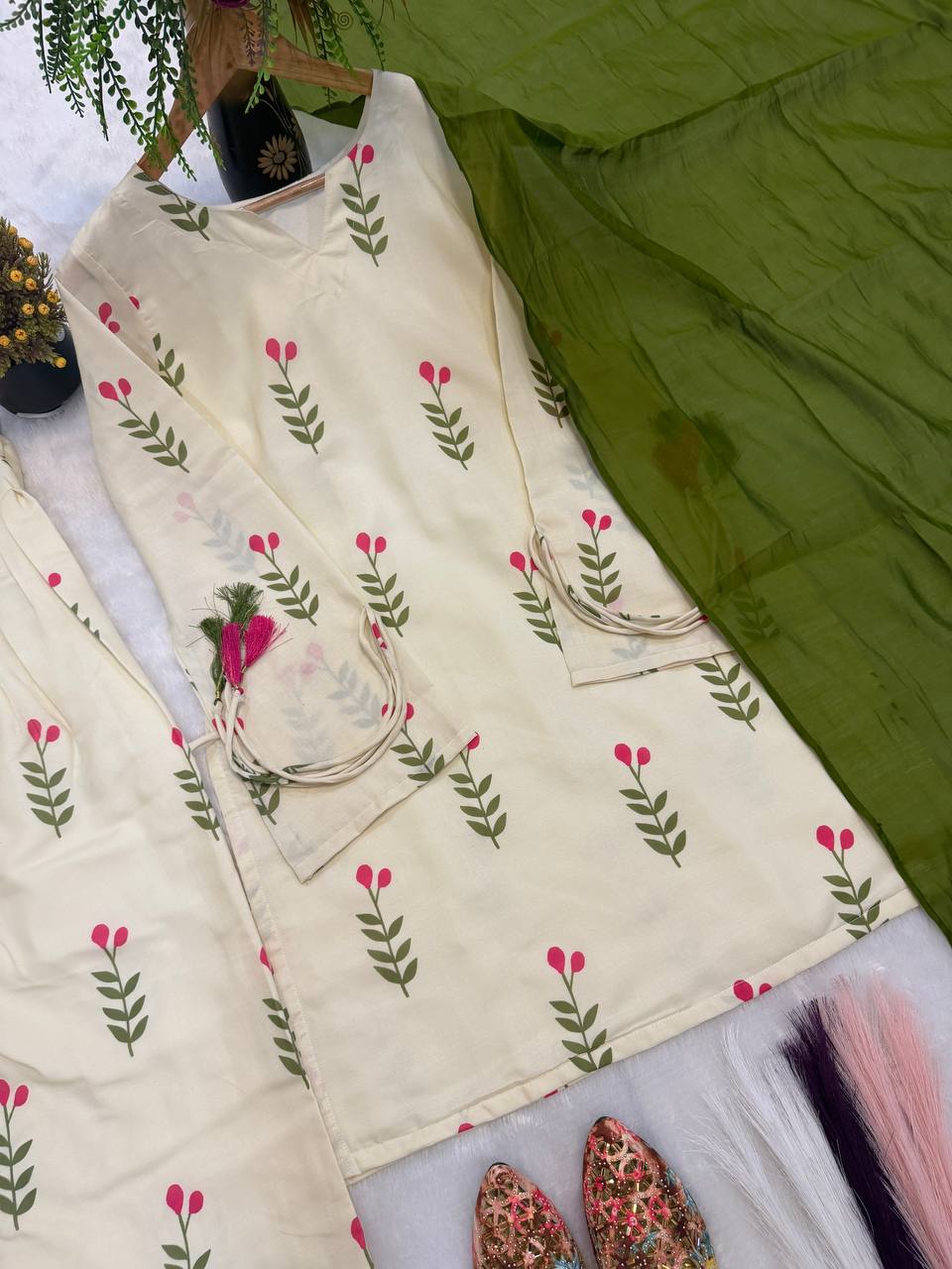 Cotton Comfort Farshi Set – Pure Cambric Elegance